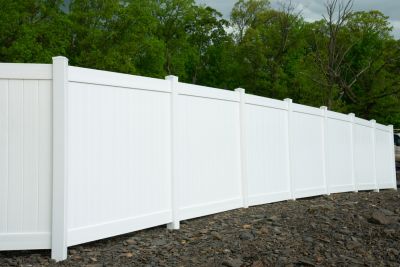 Vinyl Fence Installation!